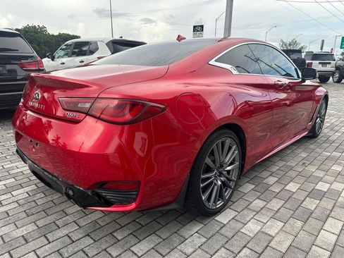 Used 2017 INFINITI Q60 Red Sport 400 RWD image 10