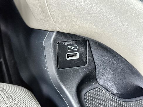 Used 2023 Honda HR-V LX image 23