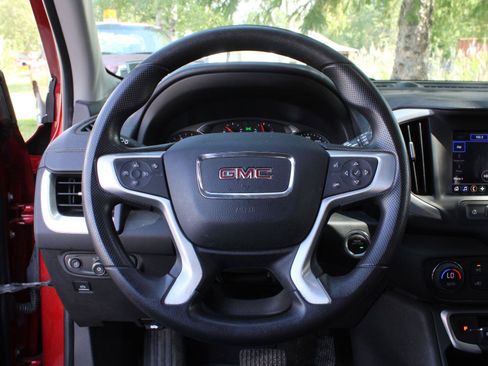 Used 2022 GMC Terrain SLE w/ Driver Convenience Package AWD/4WD image 11