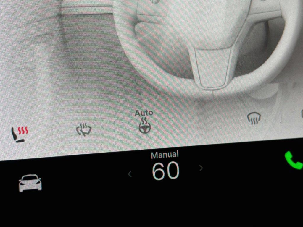 Used 2022 Tesla Model Y Long Range AWD/4WD image 21