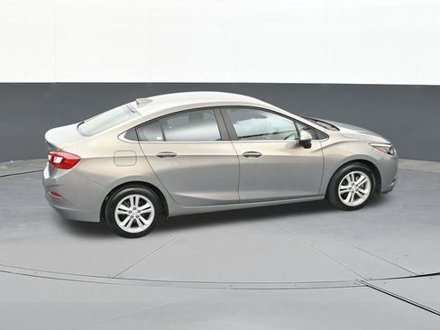 Used 2017 Chevrolet Cruze LT w/ Convenience Package FWD image 65