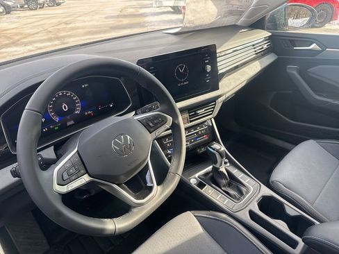 New 2026 Volkswagen Jetta SE image 8