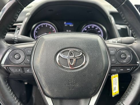 Used 2024 Toyota Camry SE image 33
