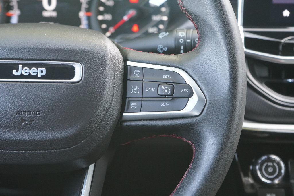 Used 2024 Jeep Compass Trailhawk AWD/4WD image 15