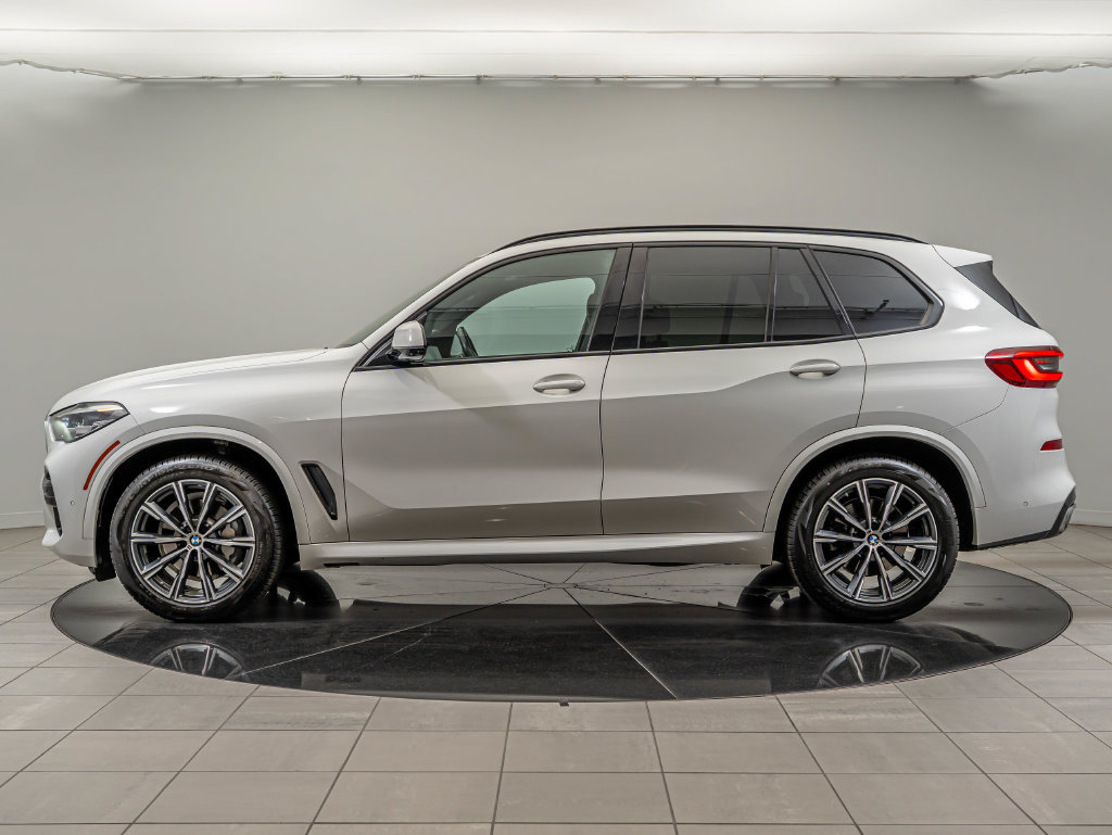 Used 2022 BMW X5 xDrive40i w/ M Sport Package AWD/4WD image 8