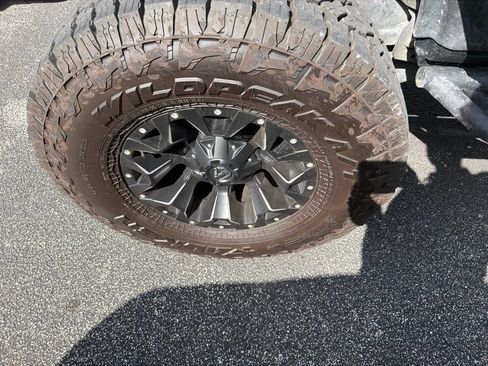 Used 2017 Jeep Wrangler Sport w/ Quick Order Package 24S AWD/4WD image 15
