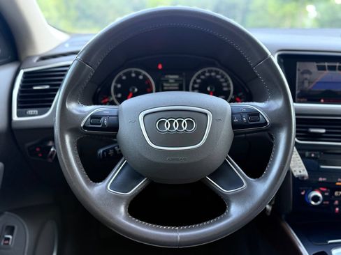 Used 2016 Audi Q5 2.0T Premium Plus w/ Technology Package AWD/4WD image 25