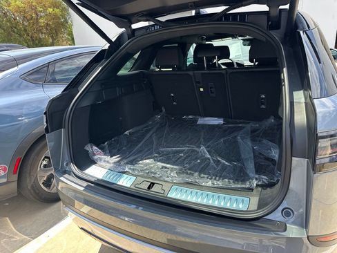 Certified 2026 Land Rover Range Rover Velar S AWD/4WD image 6
