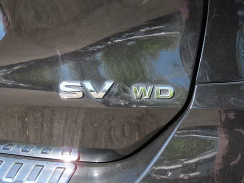 Used 2018 Nissan Rogue SV AWD/4WD image 8