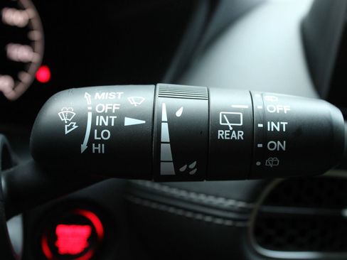 Used 2026 Honda HR-V EX-L image 33