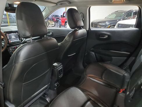 Used 2019 Jeep Compass Limited AWD/4WD image 23
