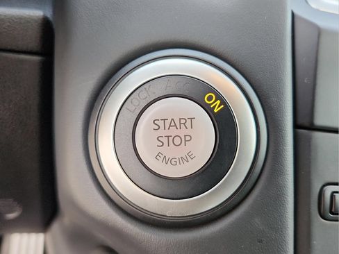 Used 2019 Nissan 370Z Touring Sport RWD image 12