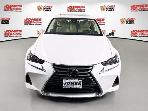 Used 2018 Lexus IS 300 AWD w/ Premium Package image 13