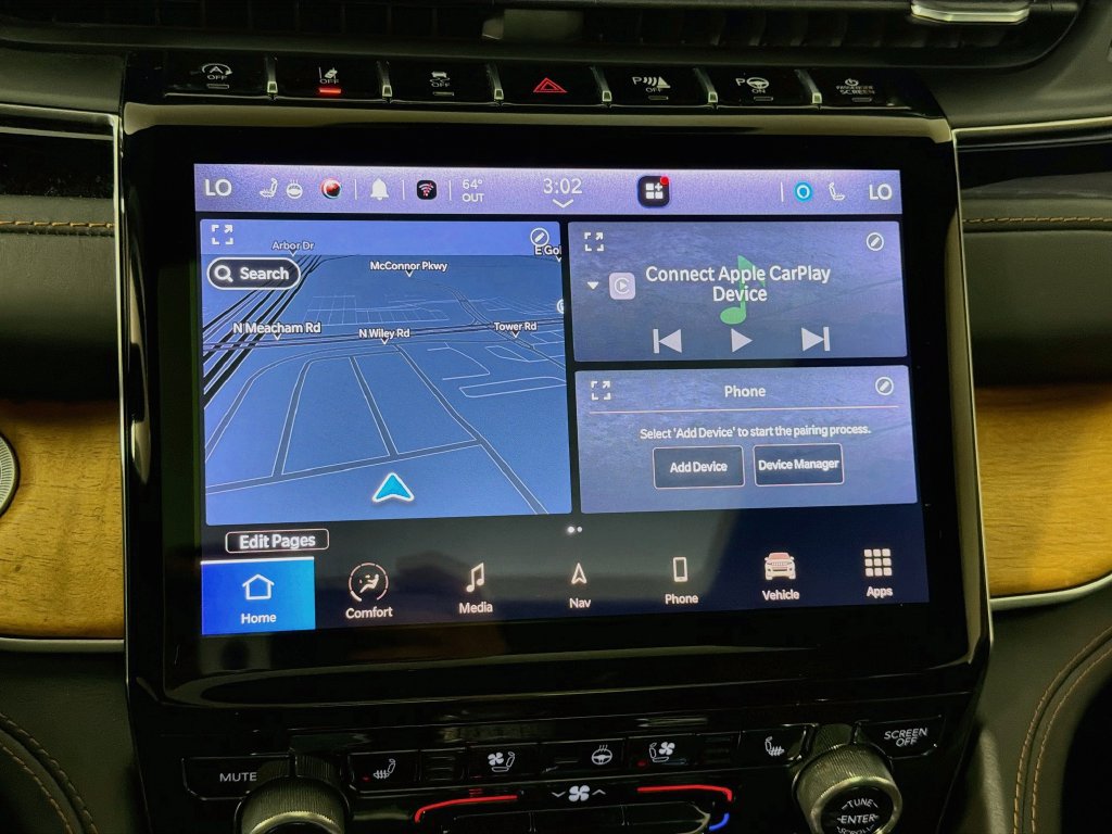 Used 2023 Jeep Grand Cherokee L Summit AWD/4WD image 15