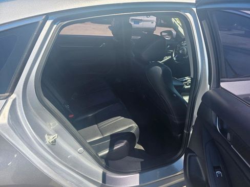 Used 2018 Honda Accord EX-L image 11