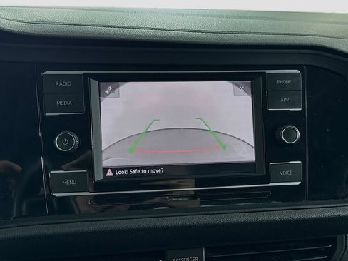 Used 2021 Volkswagen Jetta SE FWD image 21