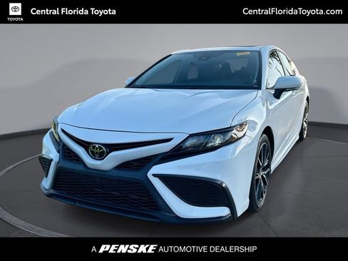 Used 2024 Toyota Camry SE w/ Convenience Package FWD image 1
