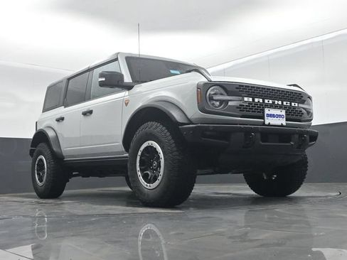Certified 2024 Ford Bronco Badlands AWD/4WD image 47