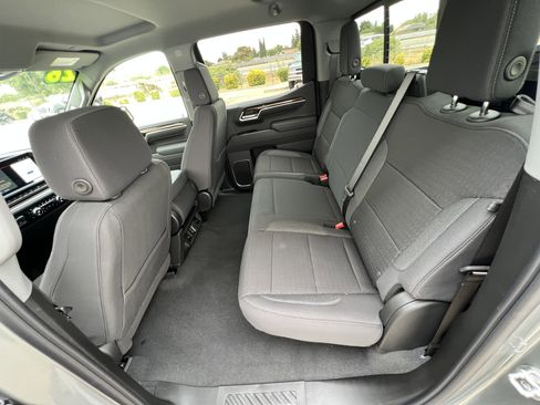 New 2026 GMC Sierra 1500 SLE w/ Preferred Package image 36