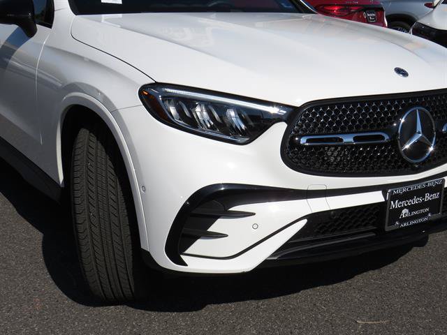 Used 2025 Mercedes-Benz GLC 350e 4MATIC w/ AMG Line image 26