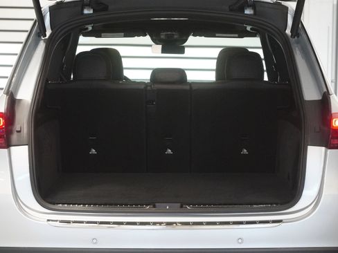 Certified 2025 Mercedes-Benz GLE 450e 4MATIC image 31
