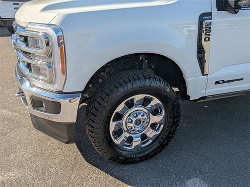 Used 2023 Ford F250 Lariat w/ Lariat Ultimate Package image 9