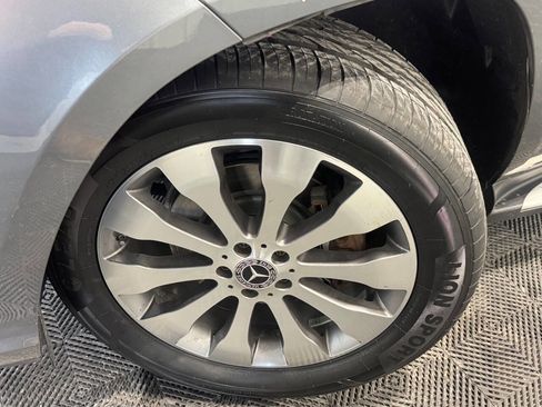 Used 2018 Mercedes-Benz GLS 450 4MATIC image 57