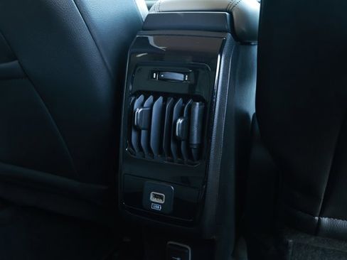 Used 2022 Jeep Compass Latitude image 27