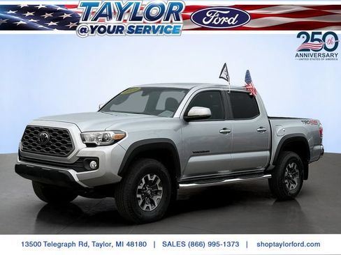 Used 2022 Toyota Tacoma TRD Off-Road w/ Black Out Package (TMS) AWD/4WD image 1