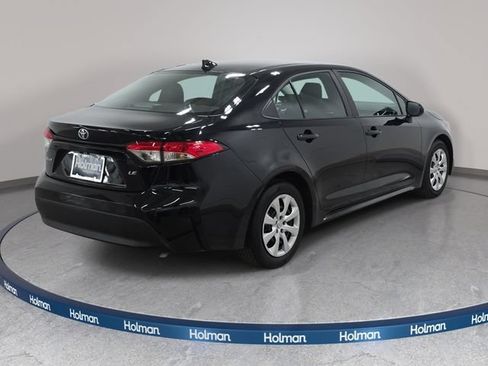 Certified 2025 Toyota Corolla LE FWD image 5