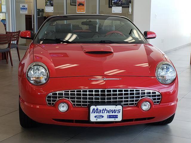Used 2002 Ford Thunderbird RWD image 2