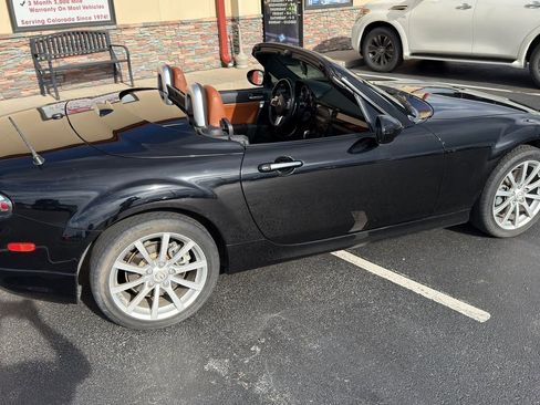 Used 2008 MAZDA MX-5 Miata Grand Touring w/ Premium Pkg RWD image 22