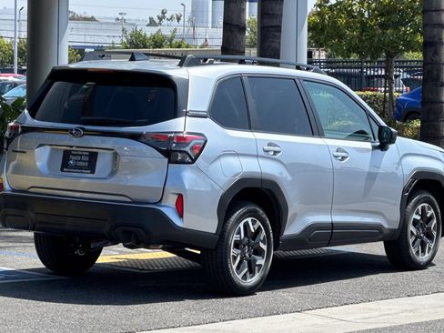 New 2026 Subaru Forester Premium AWD/4WD image 4