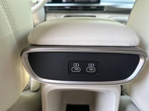 Used 2023 Genesis GV60 Performance AWD/4WD image 20
