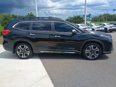 Certified 2023 Subaru Ascent Touring AWD/4WD image 4