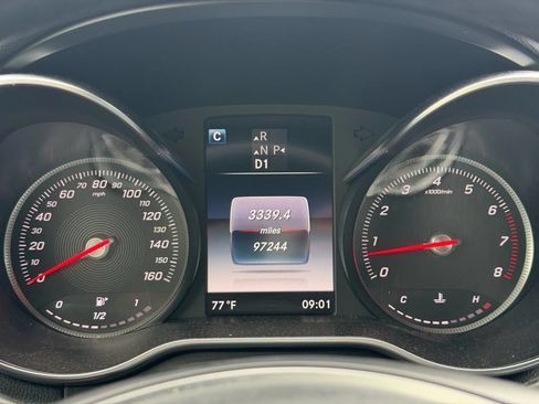 Used 2018 Mercedes-Benz C 300 Sedan image 24