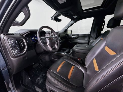 Used 2019 GMC Sierra 1500 AT4 w/ AT4 Premium Package AWD/4WD image 9