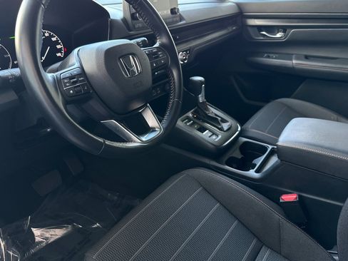 Used 2025 Honda CR-V Sport image 4