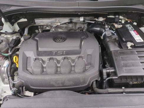 Used 2021 Volkswagen Tiguan SE AWD/4WD image 25