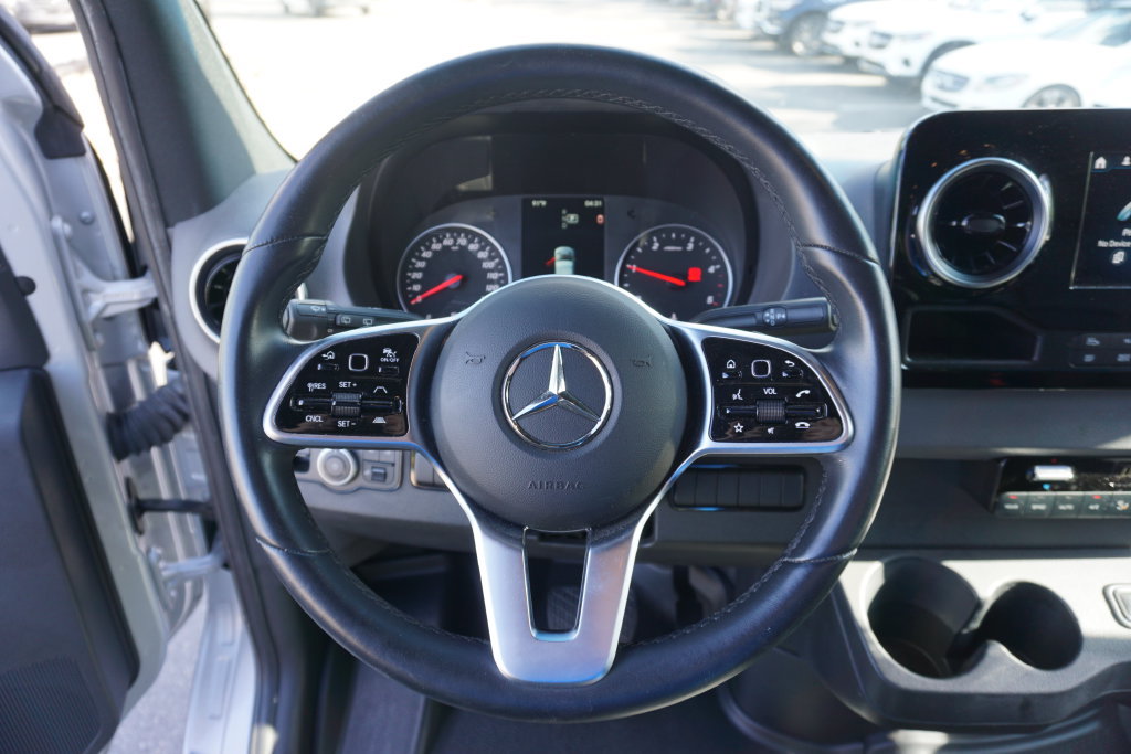 Used 2023 Mercedes-Benz Sprinter 2500 image 15
