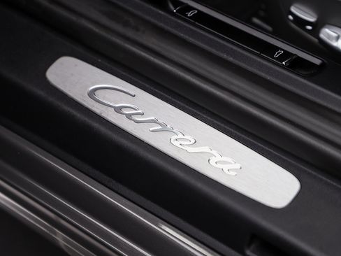 Used 2019 Porsche 911 Carrera image 34