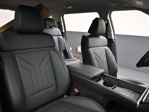 New 2026 Hyundai Santa Fe SEL AWD/4WD image 13