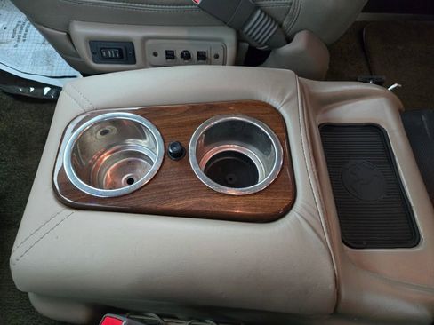 Used 2020 GMC Savana 2500 Extended w/ Enhanced Convenience Package image 26