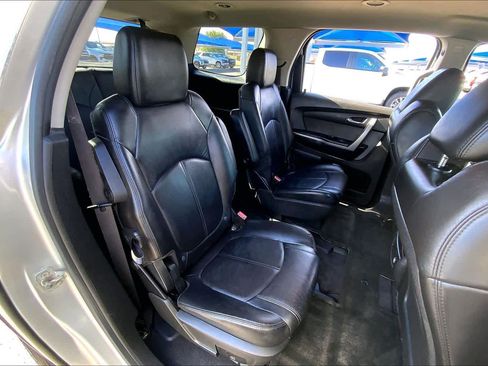 Used 2011 GMC Acadia SLT AWD/4WD image 19
