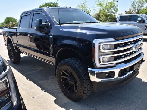 Used 2025 Ford F250 Lariat image 5