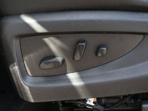 Used 2020 Chevrolet Suburban LT AWD/4WD image 16
