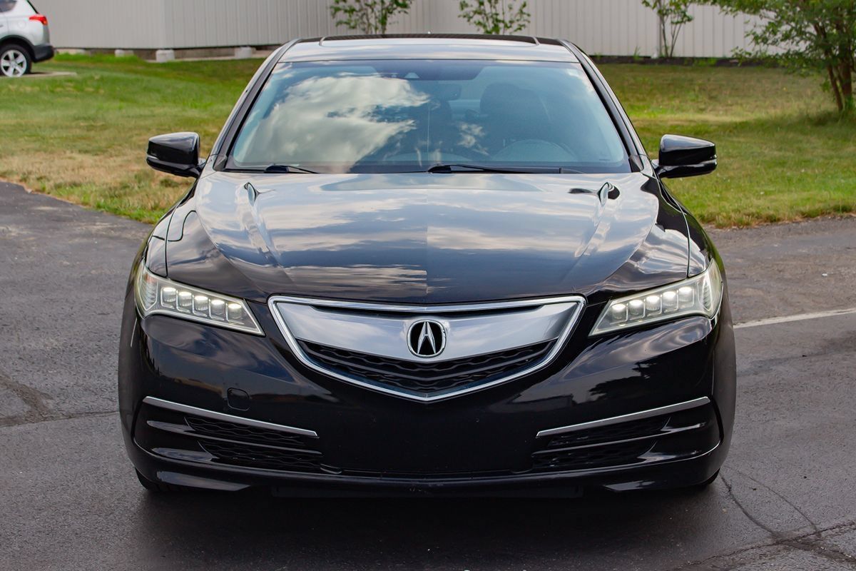 Used 2015 Acura TLX w/ Technology Package FWD image 2