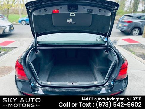 Used 2014 BMW 750Li xDrive image 4