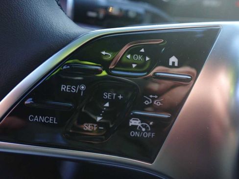 New 2026 Mercedes-Benz GLC 300 4MATIC image 23