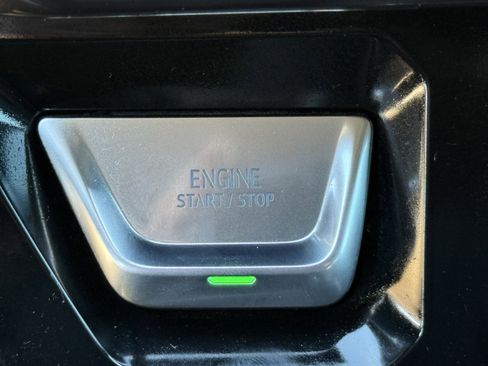 Used 2024 GMC Sierra 1500 AT4X image 23